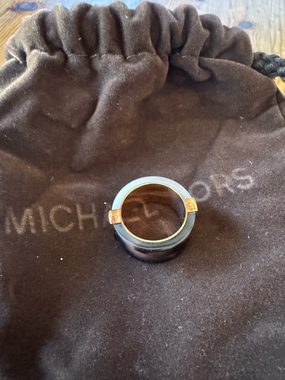 Michael Kors Women’s Two-Tone Wide Band Ring in Brown and Light Pink - Picture 2 of 3